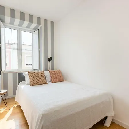 Daire The Tile House 95 *