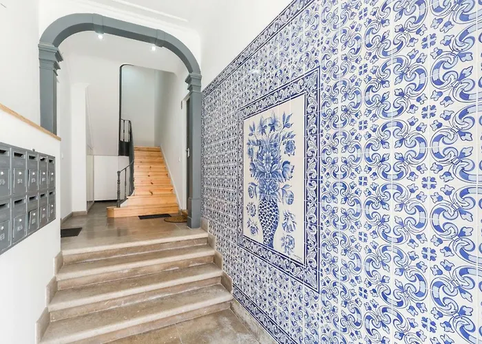 The Tile House 95 * Lisboa